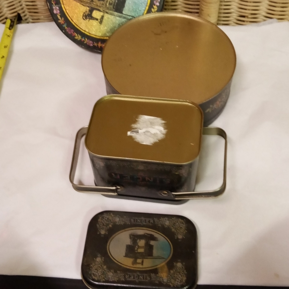 2 Bristol Ware Singer Manufacturing Co. Tin Cans Metal Gift Cans - Picture 7 of 7